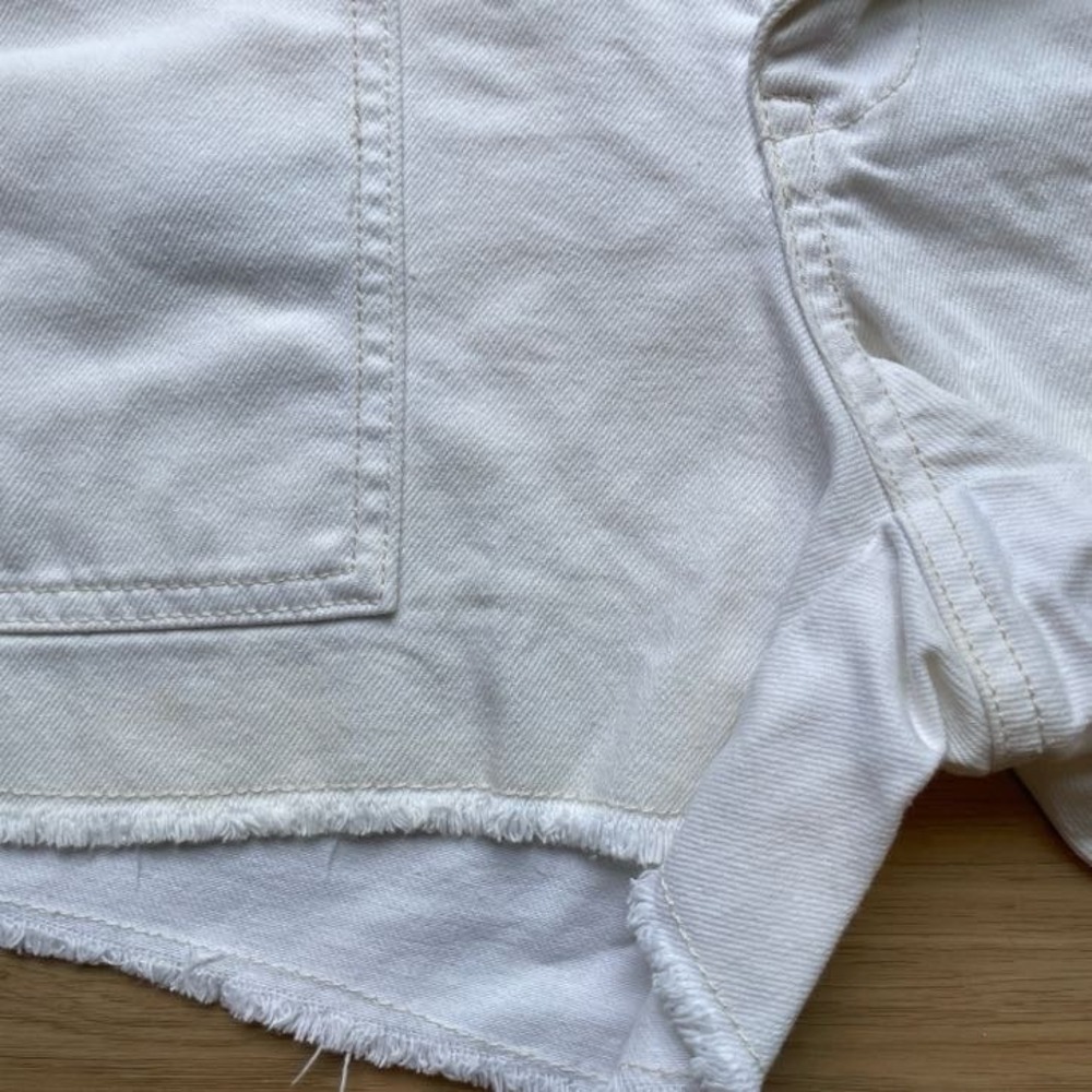 Lot of 5 Old Navy and Gap Denim Shorts and Mini Skirt Size 6 Medium Light White - Picture 14 of 16